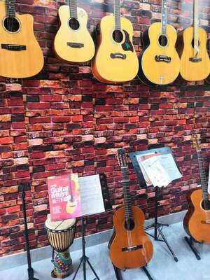 龍崗吉他培訓，龍崗成人學吉他的新模式-深圳綠洲吉他